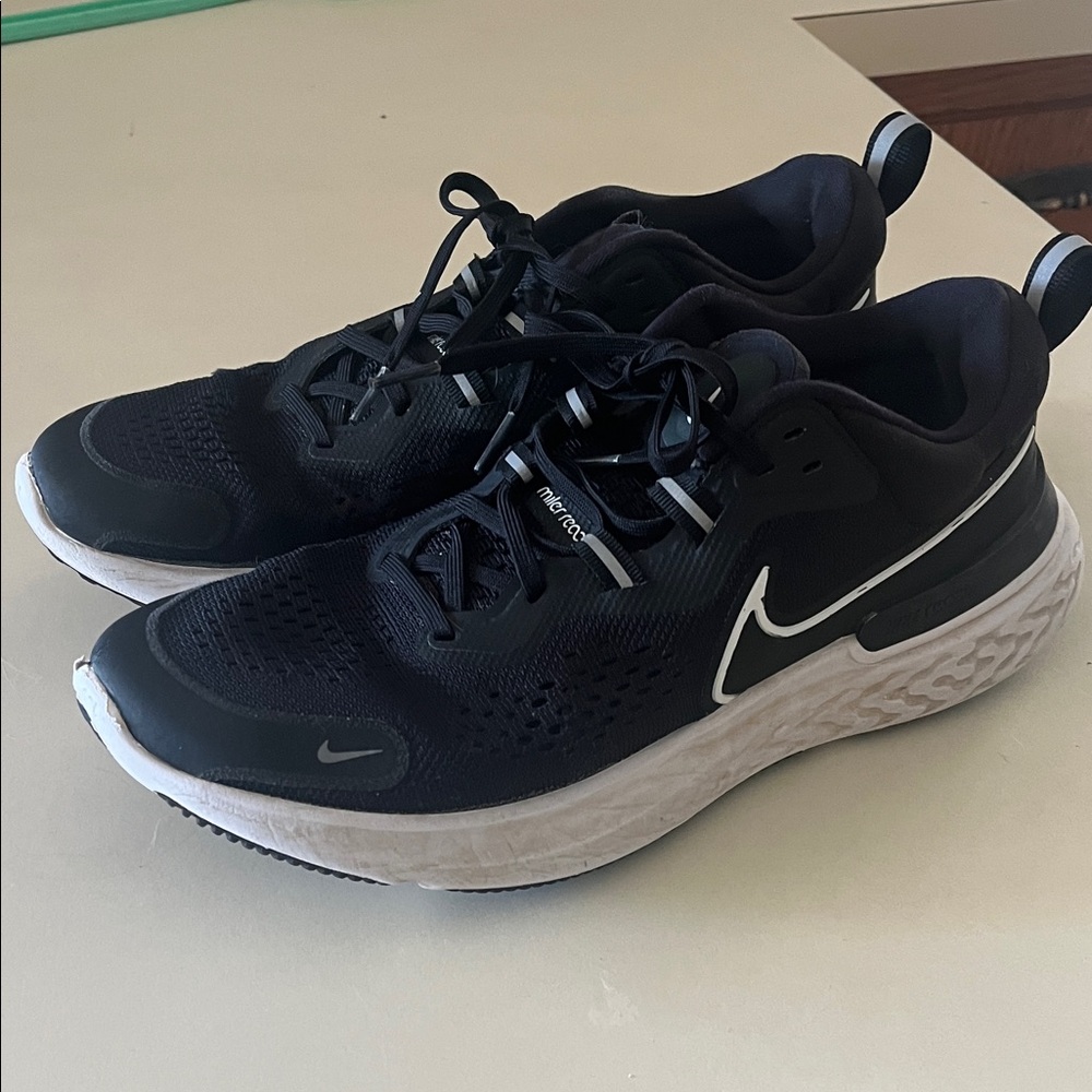 Nike Miler React Running shoe